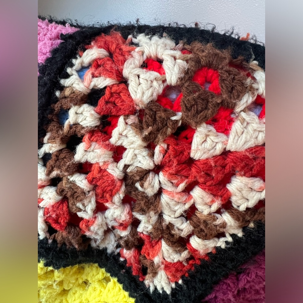 Handmade Granny Squares floral Crochet Blanket Throw Afgan Colorful unique artsy - Picture 6 of 8